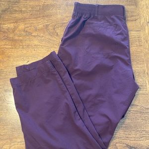 Kirkland maroon travel pants, women size 8